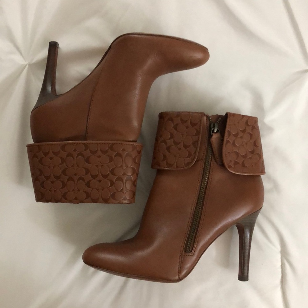 COACH 100% LEATHER BOOTIES | worn 2x